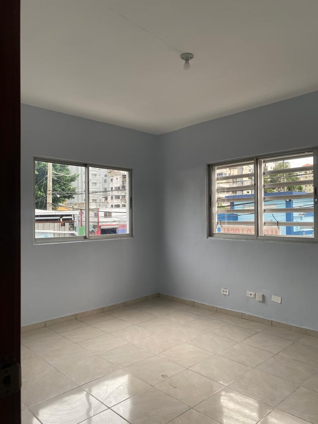 Ens. Paraíso: local comercial en alquiler – foto 2