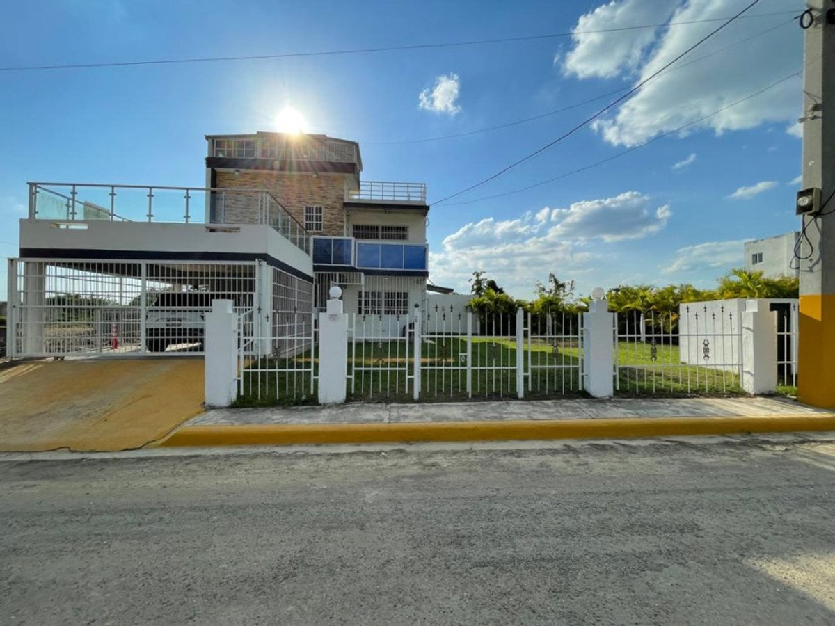Casa en venta en Paseo jardín Oriental – foto 1