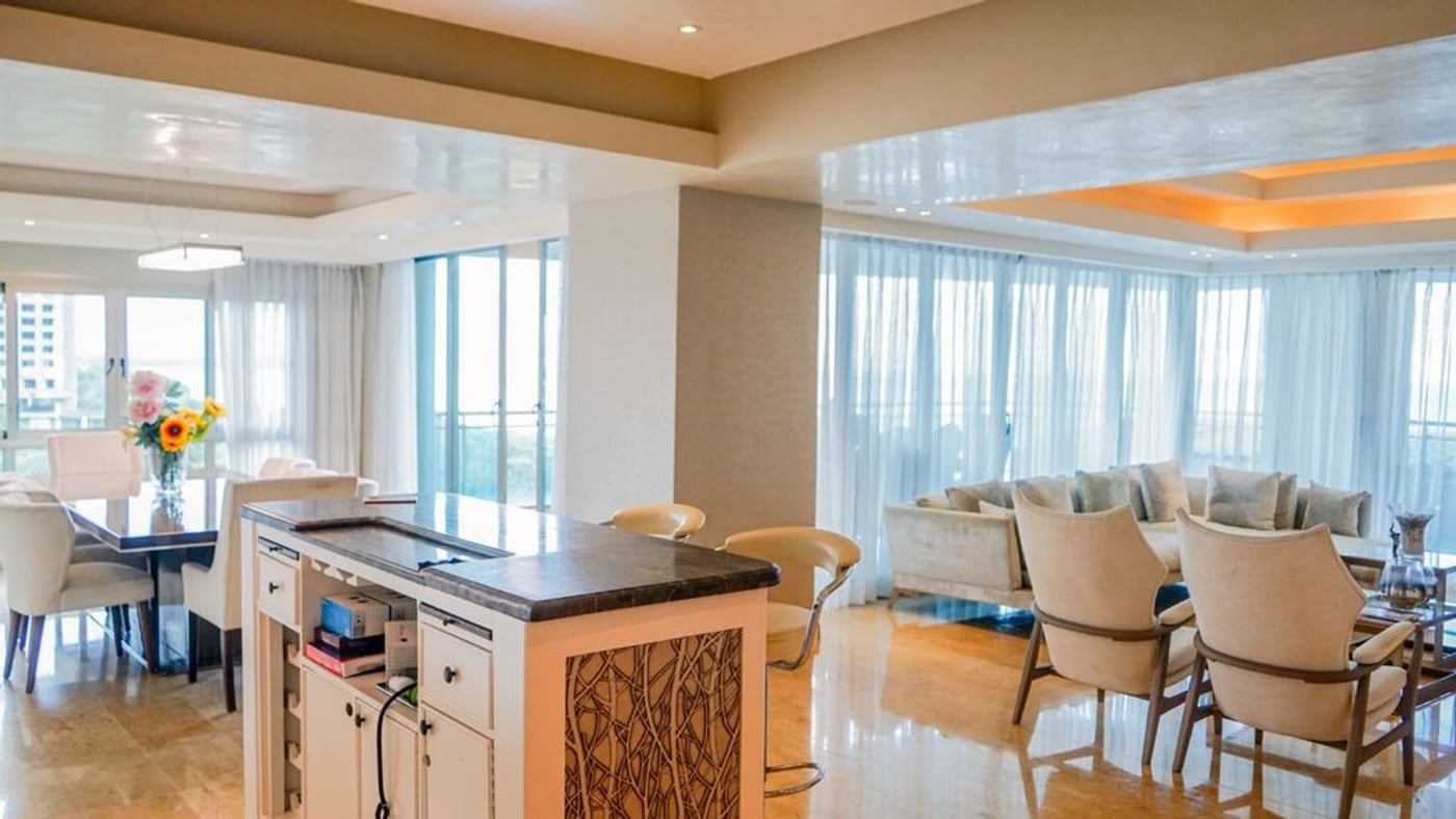 VENTA DE OPORTUNIDAD APTO CON VISTA AL MAR – foto 2