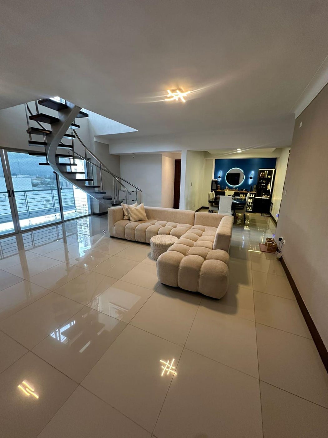 Penthouse Amueblado en Ens. Paraíso – foto 1