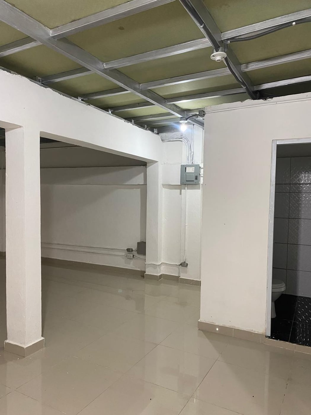 Ens. Paraíso: Nave de 490mts en alquiler – foto 11