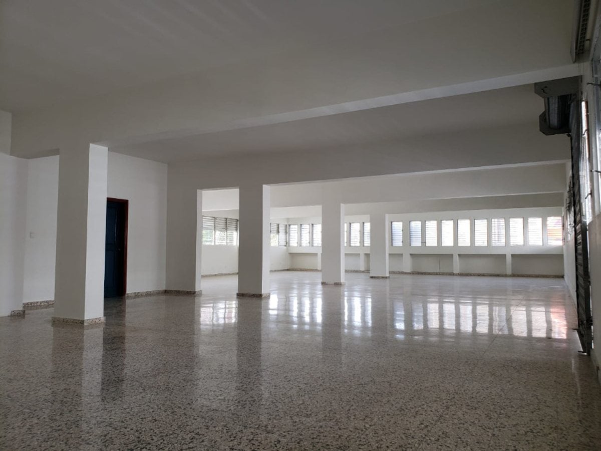 Local comercial en Evaristo Morales, Santo Domingo – foto 3