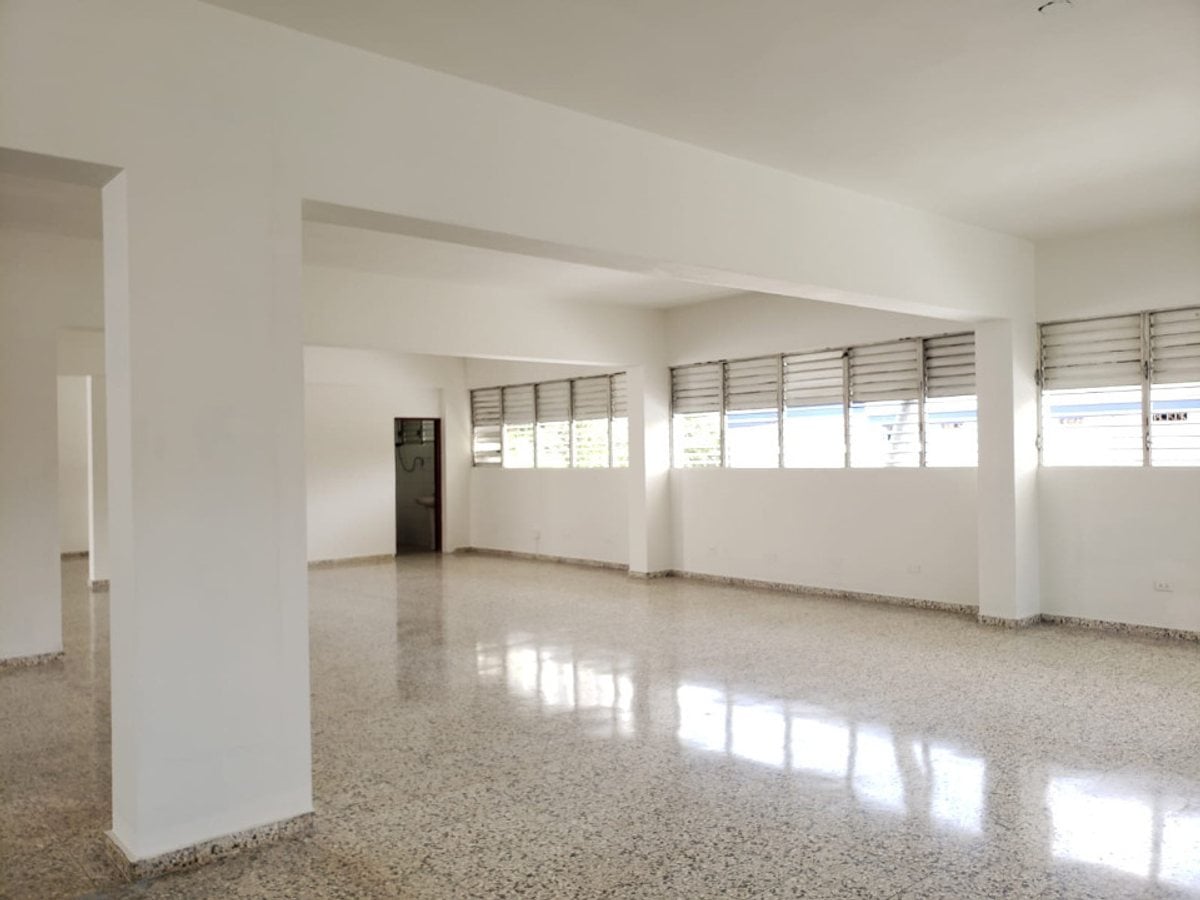 Local comercial en Evaristo Morales, Santo Domingo – foto 5