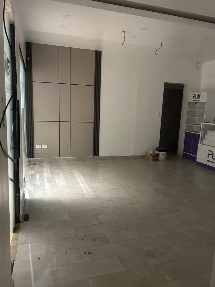 Local comercial en Bella Vista, Santo Domingo – foto 2