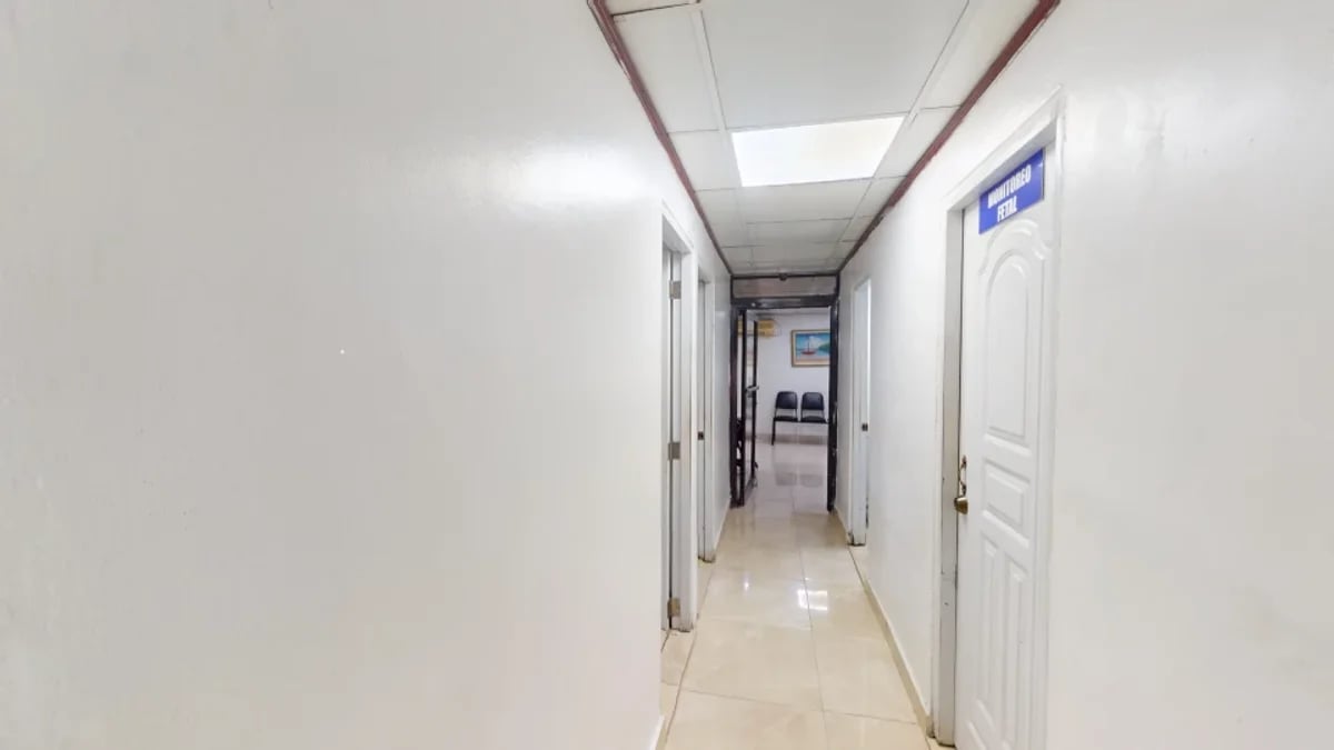 EDIFICIO EN VENTA EN LA SAN VICENTE DE PAUL – foto 2