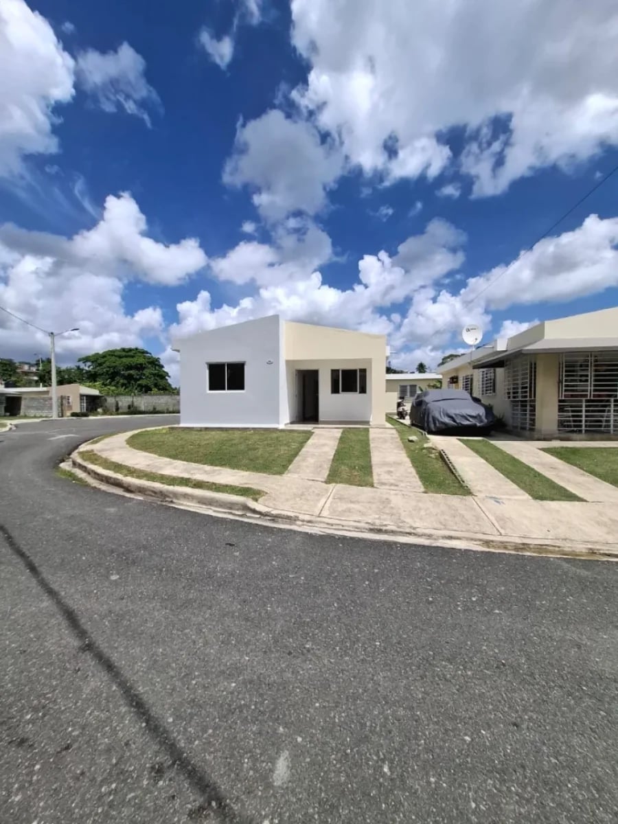 Casa en Cerros de Sabana Perdida, Santo Domingo – foto 1