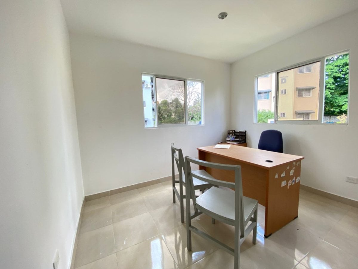 Casa en Cerros de Sabana Perdida, Santo Domingo – foto 2