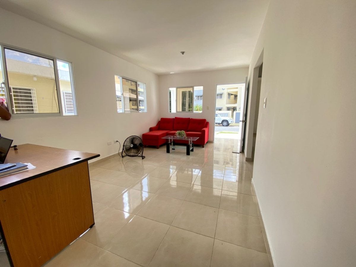 Casa en Cerros de Sabana Perdida, Santo Domingo – foto 4