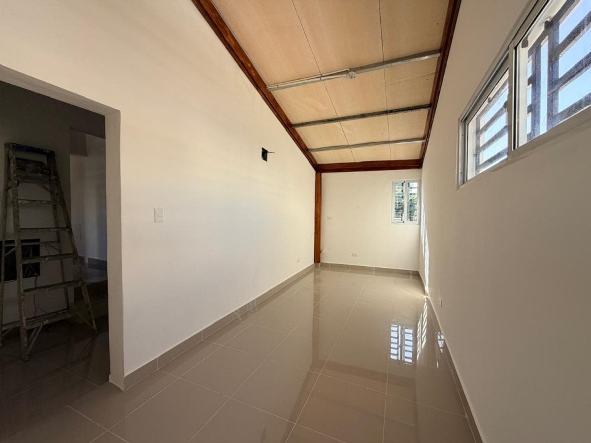 Local comercial en renta en Gazcue, SD – foto 2