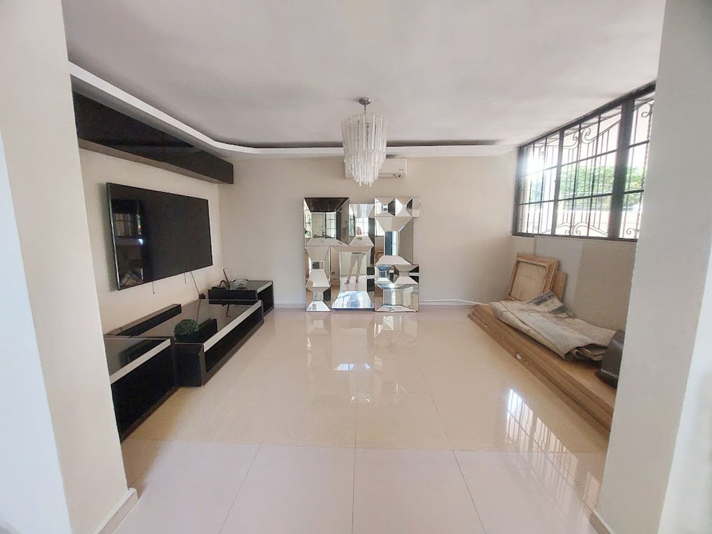 Casa en Viejo Arroyo Hondo en Proyecto Cerrado – foto 2
