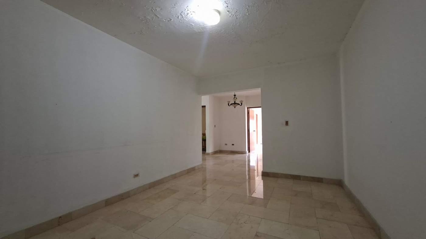 Amplia casa tres niveles Alameda, Santo Domingo Oeste – foto 12