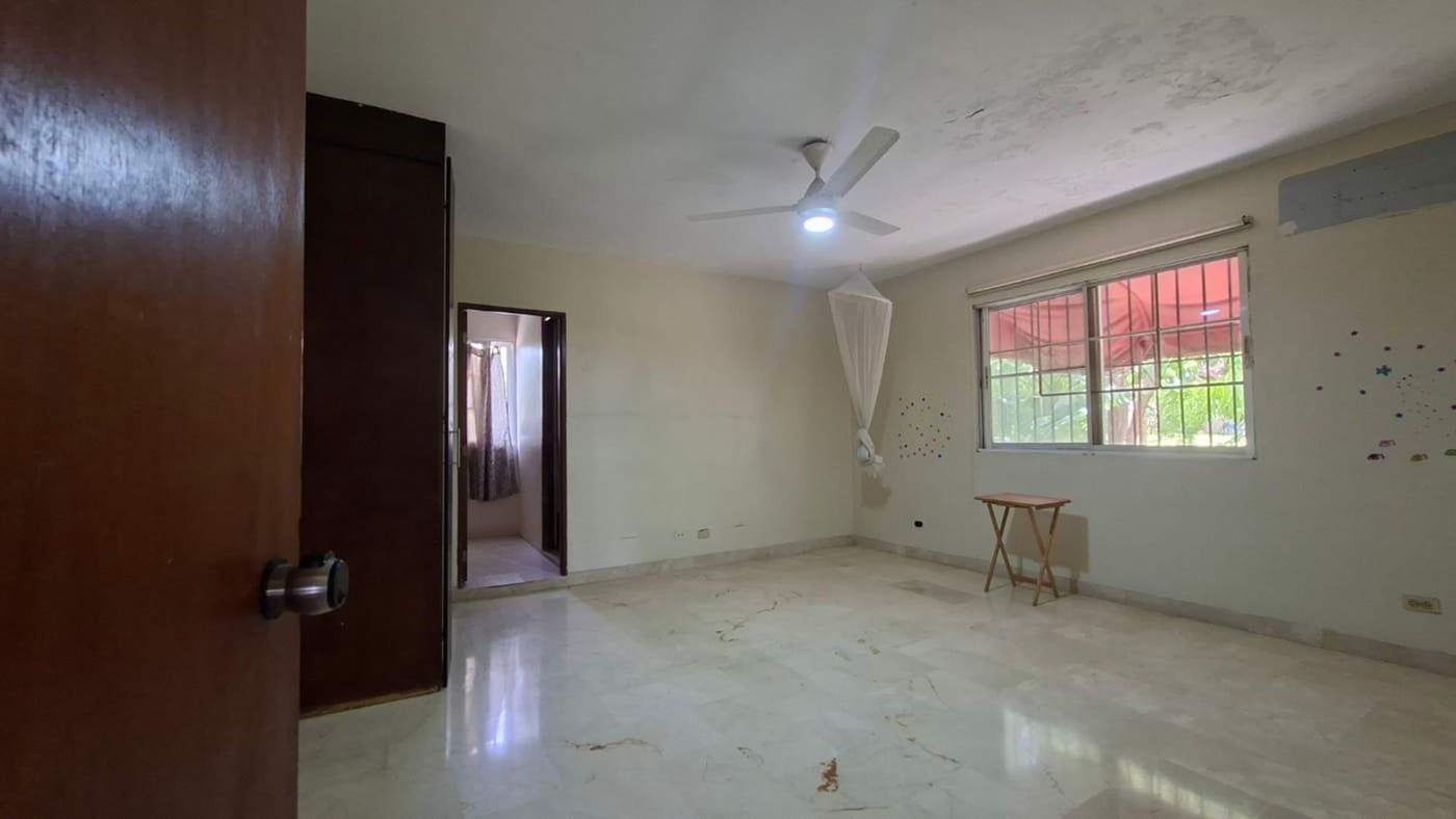 Amplia casa tres niveles Alameda, Santo Domingo Oeste – foto 11