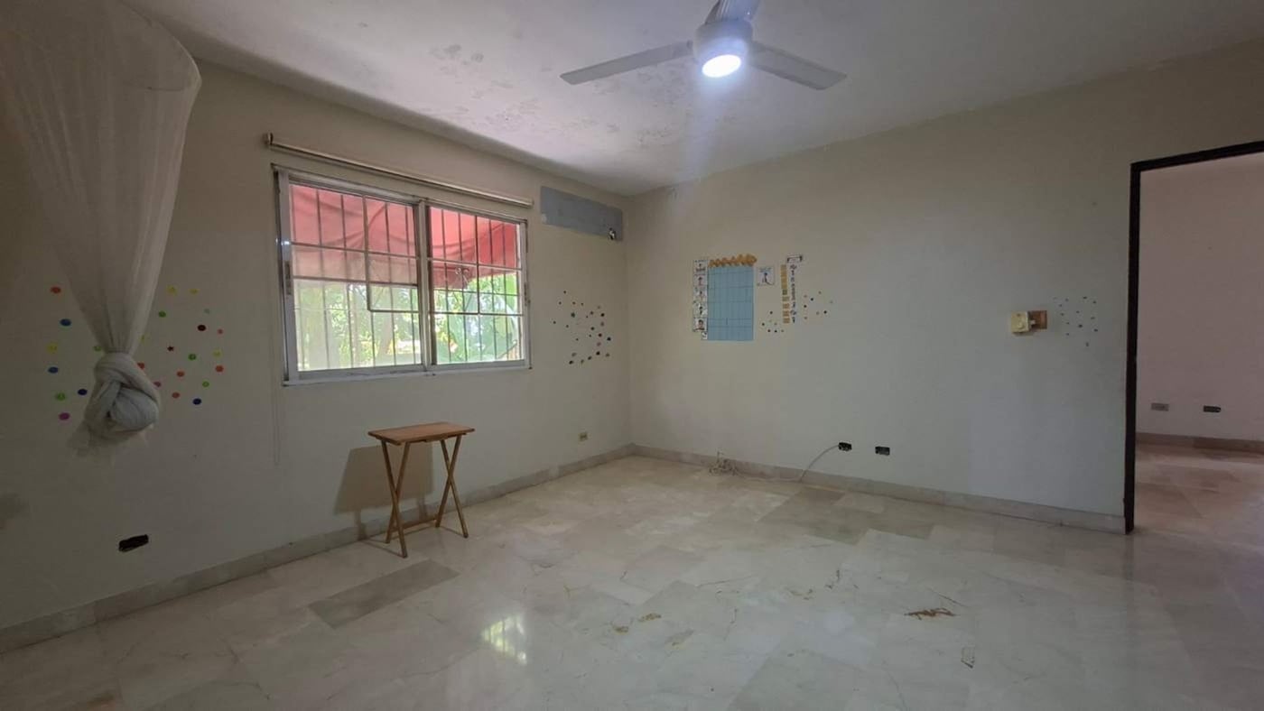 Amplia casa tres niveles Alameda, Santo Domingo Oeste – foto 9