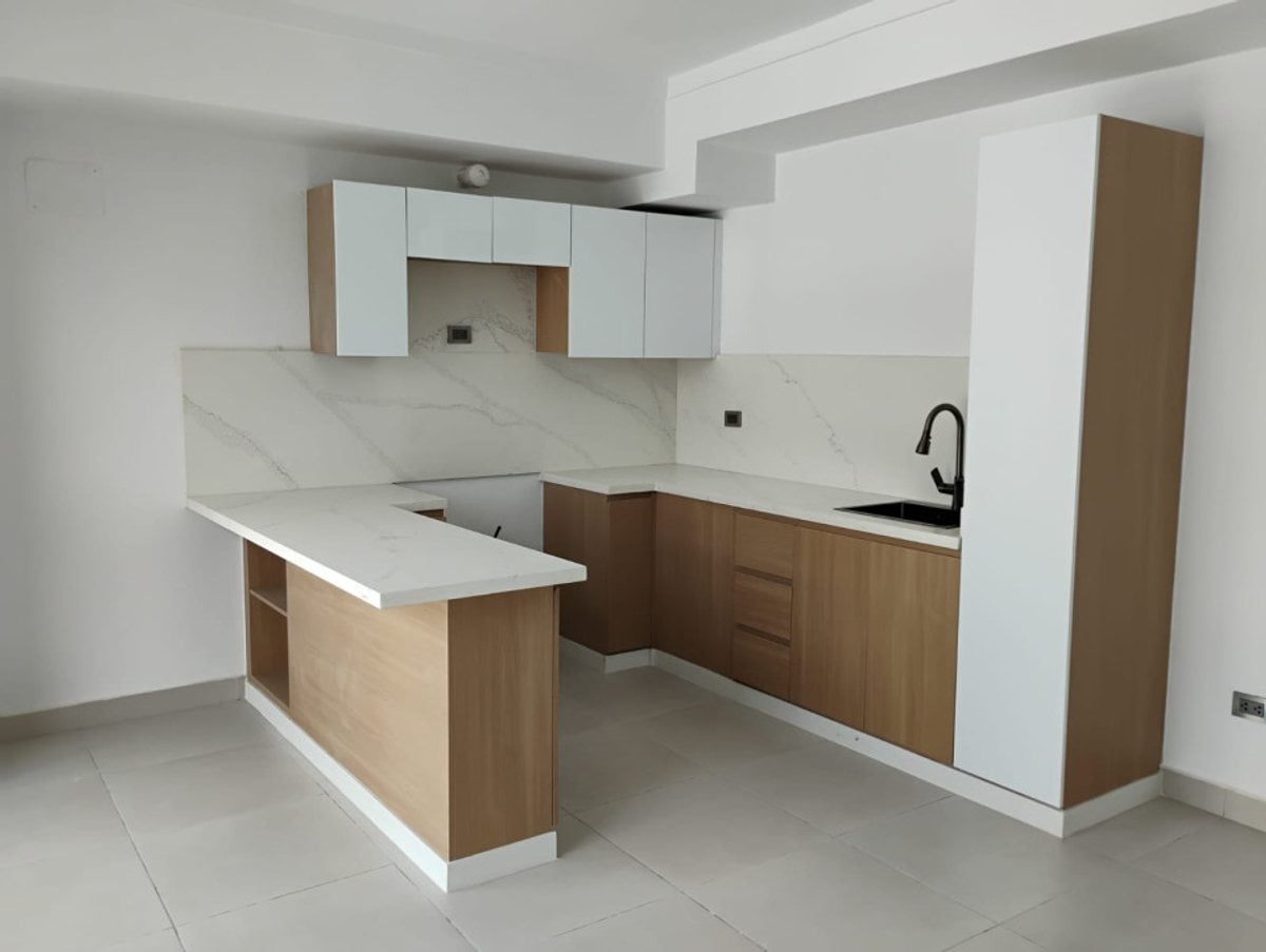 Apartamento en venta en Evaristo Morales, Santo Domingo – foto 4