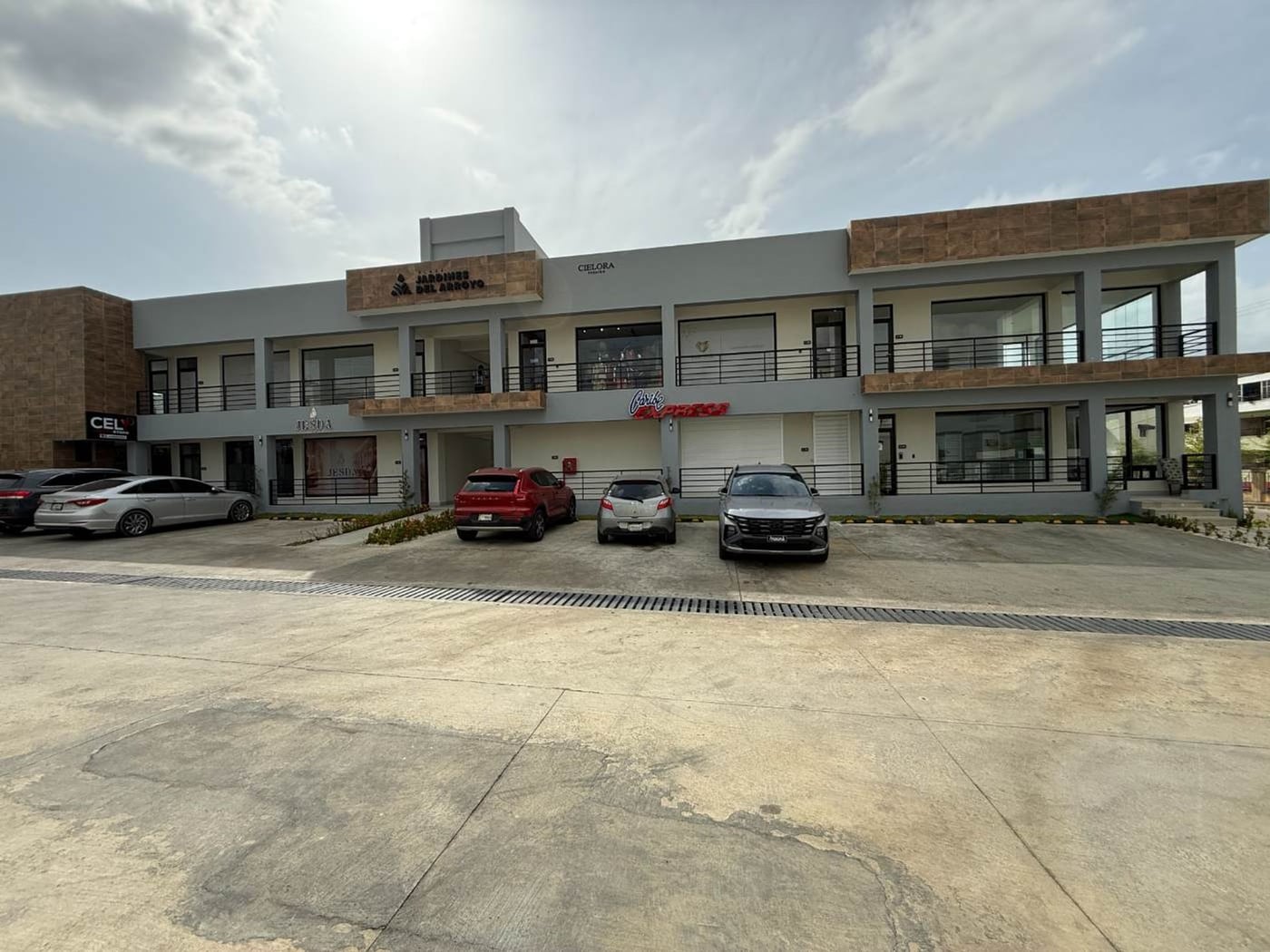 Locales en alquiler en la. Jacobo Majluta – foto 6