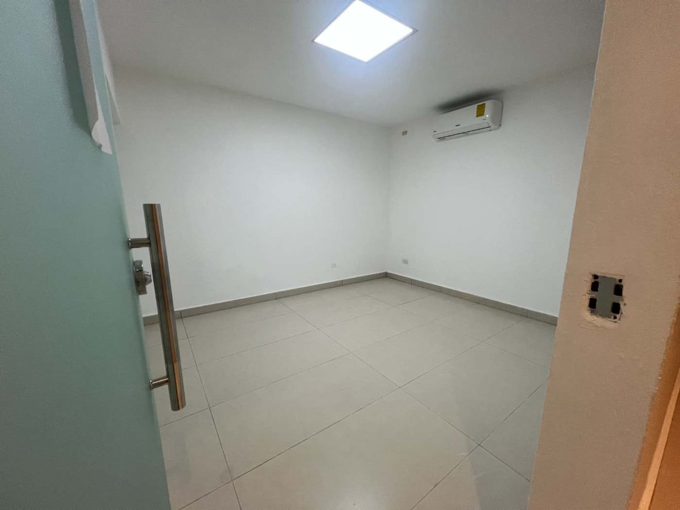 Local de oficina en zona universitaria – foto 1