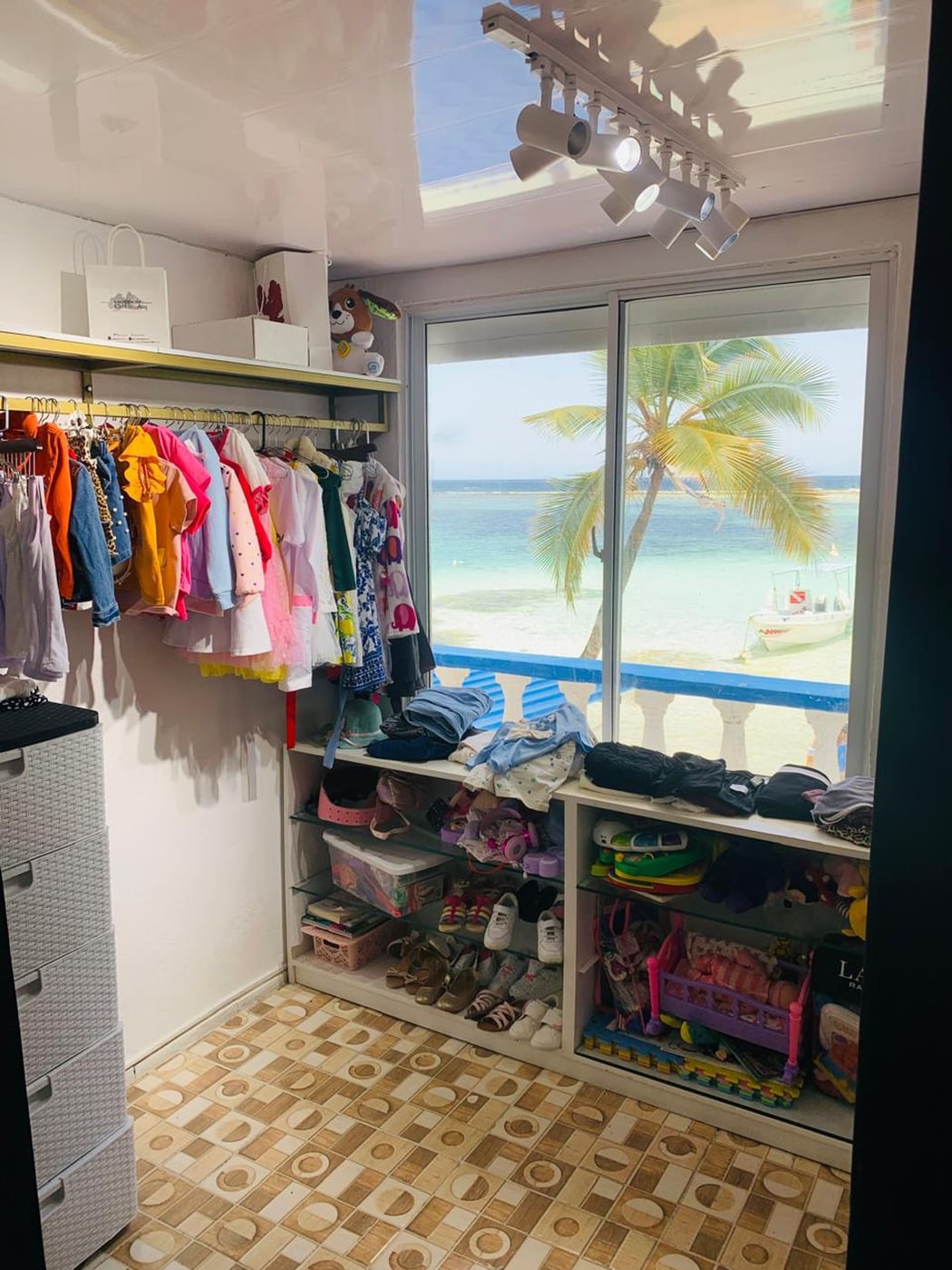 EDIFICIO FRNTE A LA PLAYA DE BOCA CHICA – foto 12