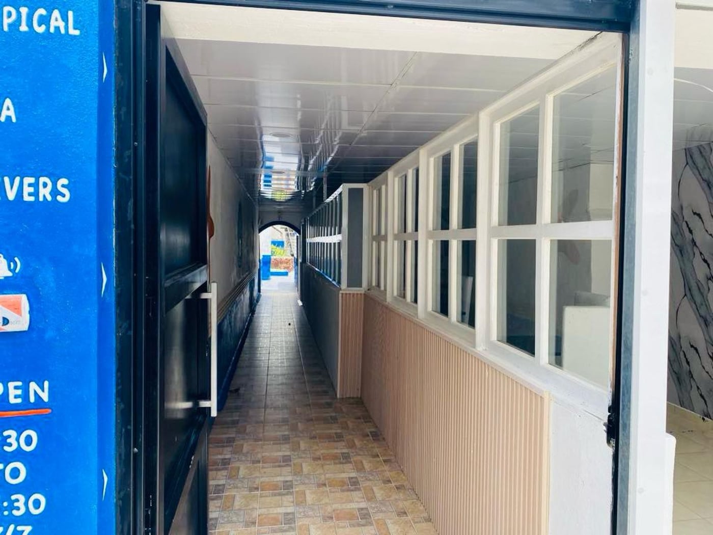 EDIFICIO FRNTE A LA PLAYA DE BOCA CHICA – foto 9