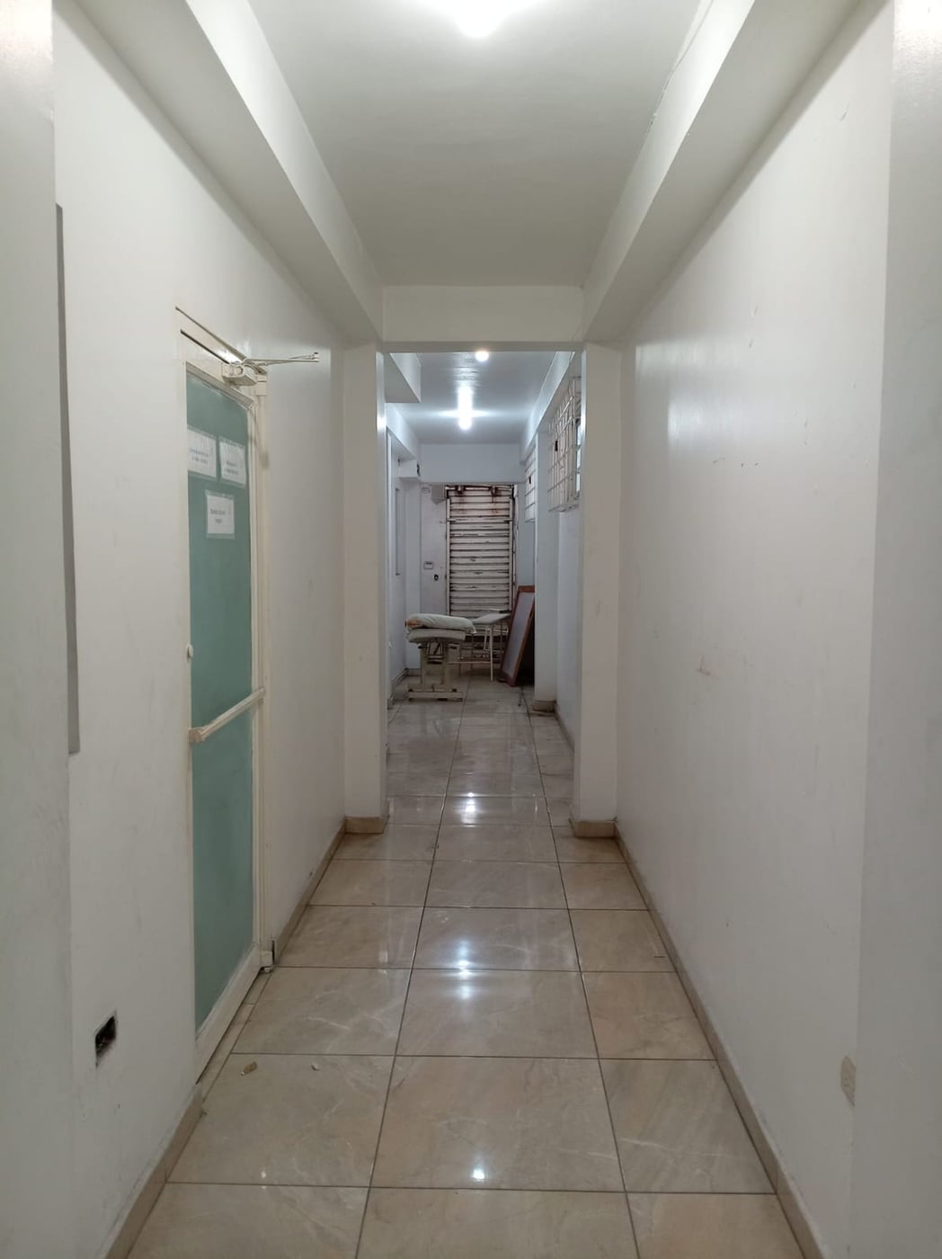 EDIFICIO COMERCIAL EN VENTA. ZONA UNIVERSITA – foto 2