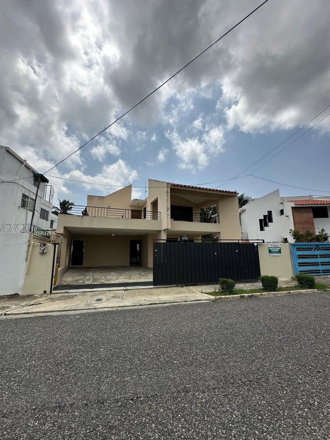 Casa en La Castellana, Santo Domingo – foto 1