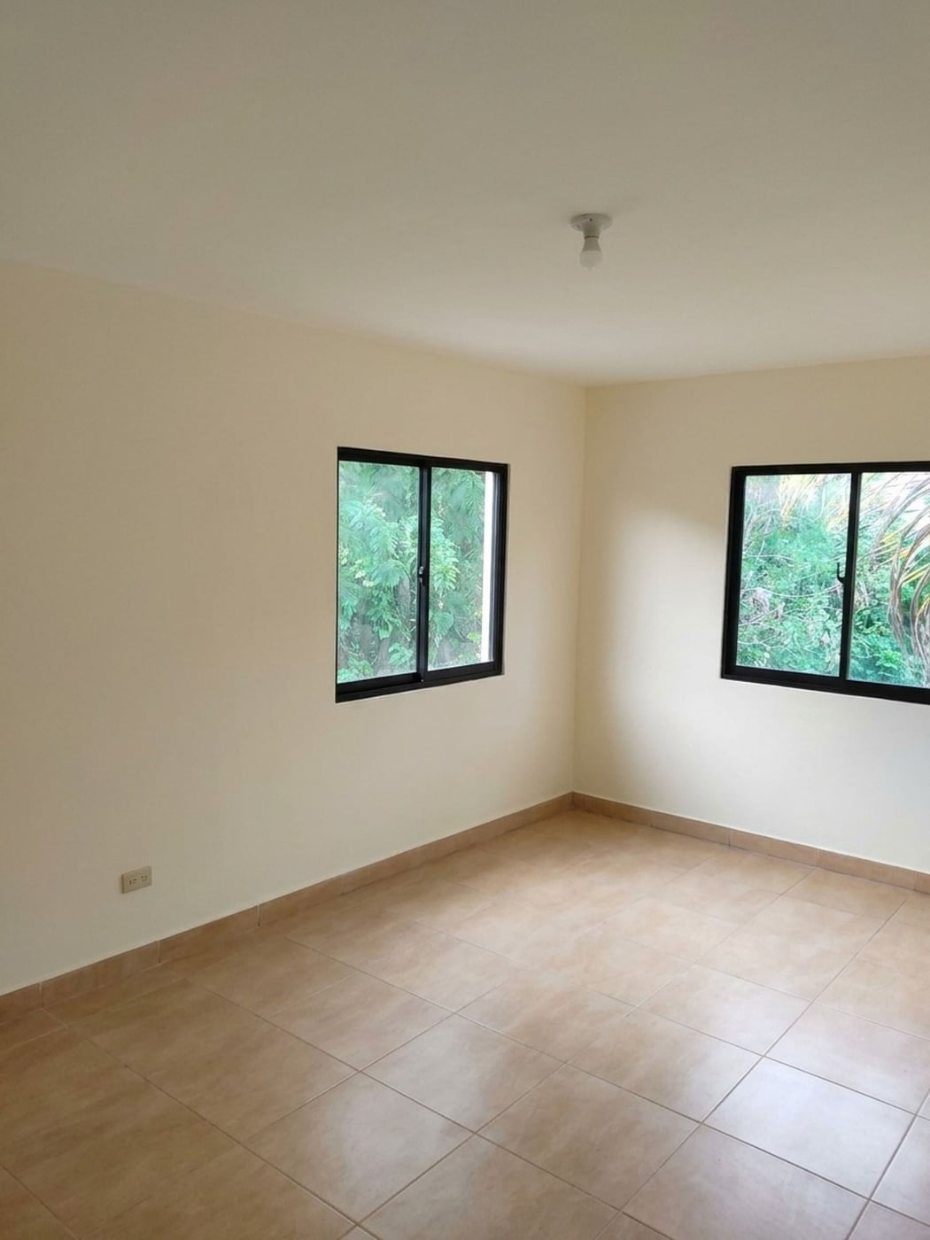 Casa de dos niveles | Dos viviendas en una propied – foto 3