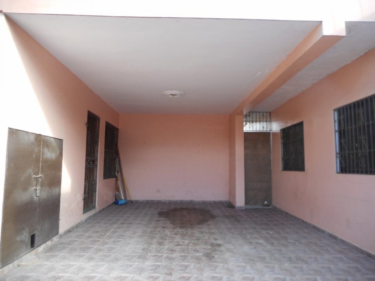 Casa En Alma Rosa I, Santo Domingo Este – foto 1