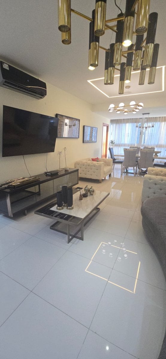 Amplio Apartamento en Torre RM, La Esperilla – foto 2