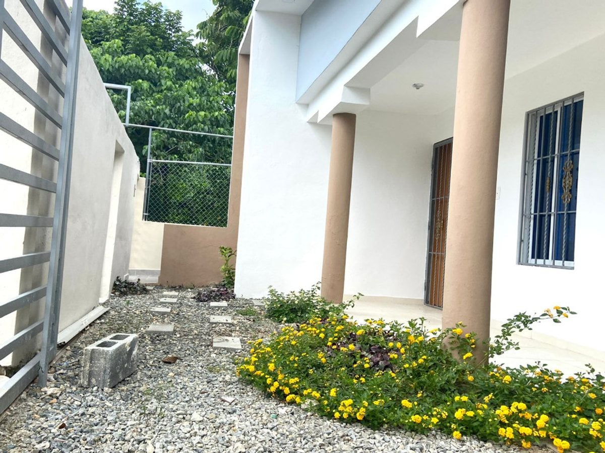 Casa y Studio en Venta en Villa Mella – foto 1