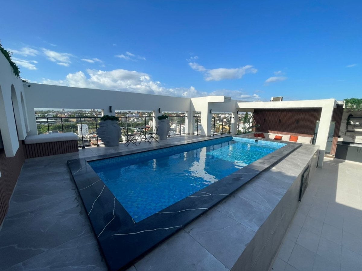 Hermoso y lujoso Apartamento en Corales del Sur – foto 1