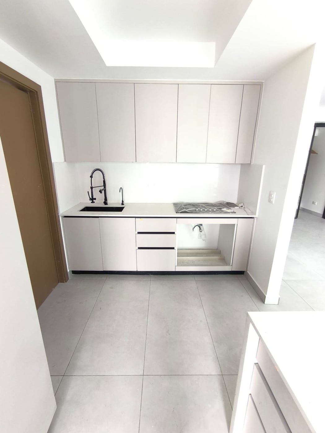 APARTAMENTO NUEVO EN EVARISTO MORALES – foto 12