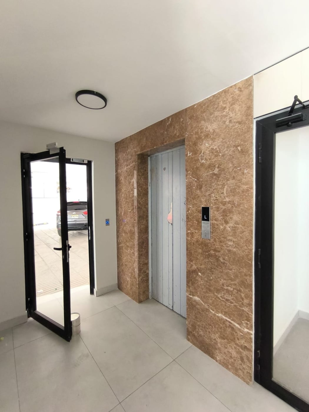APARTAMENTO NUEVO EN EVARISTO MORALES – foto 5